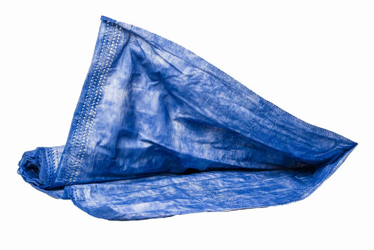 Einmaldecke RT ca.190g Papierfüllung in Blau für den Einmalgebrauch im medizinischen Bereich, ideal für Notfall- und Rettungsdienste. Hygienisch verpackt für den sofortigen Einsatz.