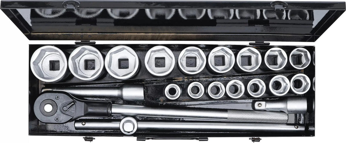 Komplettansicht des BGS Steckschlüssel-Satzes 20-tlg. mit Antrieb 20 mm (3/4), geordnet im robusten Werkzeugkoffer für präzise Anwendungen.