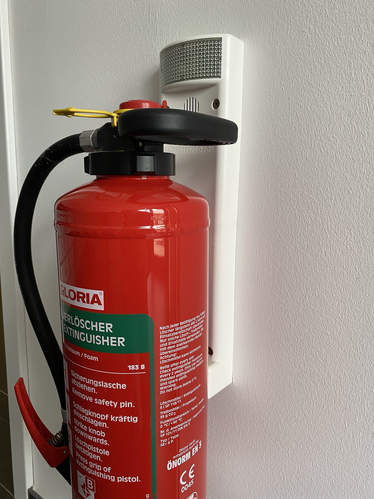 PROTECTOR ST-01 Feuerlöscher Überwachungssystem mit Entnahmealarm