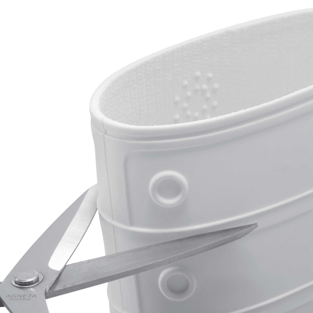 Detailansicht des kürzbaren Schafts der Sicherheitsstiefel - Gummistiefel NORA Weiss S5 mit Markierung zum individuellen Anpassen der Höhe.