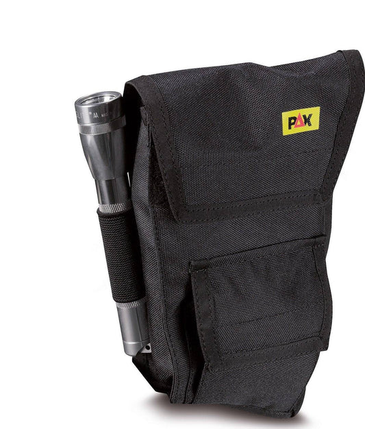 Stethoskopholster PAX Altes Modell in Schwarz mit seitlich befestigter Taschenlampe – ideale Lösung zur Aufbewahrung Ihres Stethoskops.