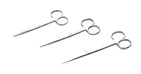 Chirurgische Schere gerade von LW, spitz/stumpf, rostfrei. Ideal zum präzisen Schneiden von Gewebe und medizinischem Material.