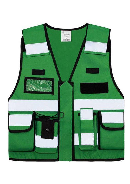 Grüne Tactical Vest Bonn mit Reflexstreifen und vielseitigen Taschen, ideal für Sicherheits- und Logistikpersonal.