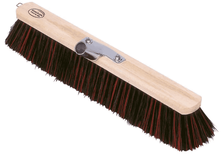 Großraumbesen ohne Stiel mit Stielhalter für flexible Reinigung auf großen Flächen. Ideal für Innen- und Außenbereiche im Haushalt.