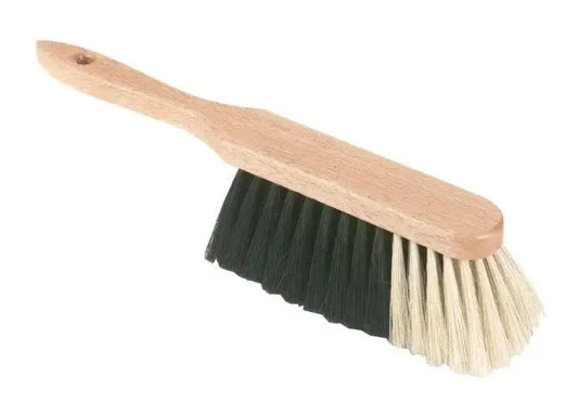 Handfeger / Handbesen mit Rosshaarborsten für gründliche Reinigung auf empfindlichen Oberflächen. Ideal für den Haushalt und Gartenbereich.