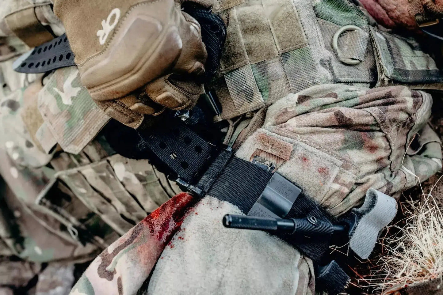 SAM® XT Tourniquet mit TRUFORCE™-Technologie – blitzschnell, sicher & einhändig anwendbar. Ideal für Rettung, Militär & Erste Hilfe. Jetzt bei Medasi.shop!